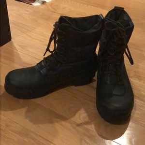 HUNTER Like New Sz 9 Snow Boots